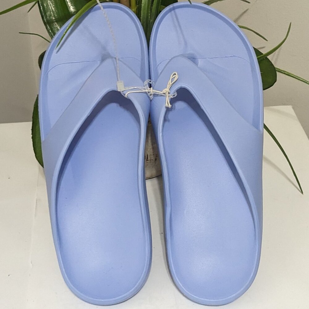 Flip Flops for Women's  Lightweight Beach Slides Sandals Anti Slip Shower Sz ML